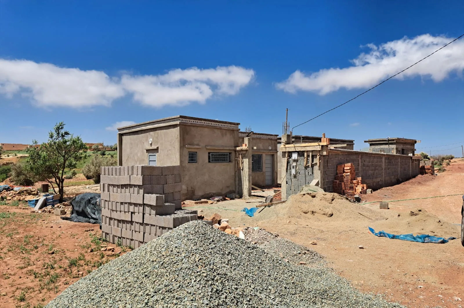 Chantier de reconstruction : matériaux et élévations